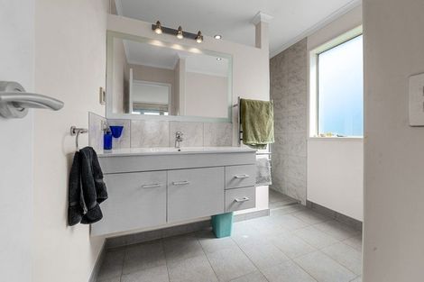 Photo of property in 240 Waring Road, Taupiri, 3791