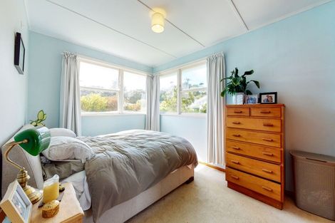 Photo of property in 4 Pauline Way, Paparangi, Wellington, 6037