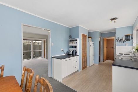 Photo of property in 310 Wellington Road, Wainuiomata, Lower Hutt, 5014