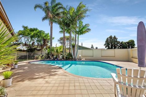 Photo of property in 38 Frank Evans Place, Henderson, Auckland, 0610