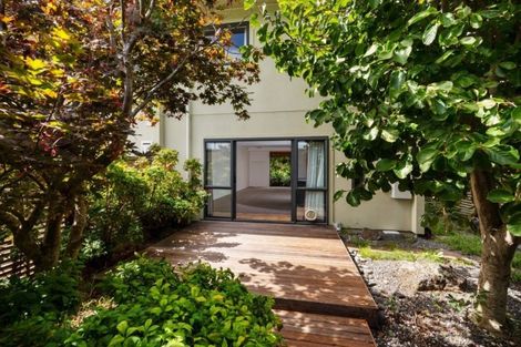 Photo of property in 76 Gunner Drive, Te Atatu Peninsula, Auckland, 0610