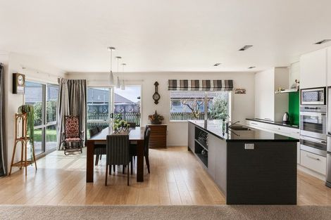 Photo of property in 9 Parkland Rise, Omokoroa, 3114