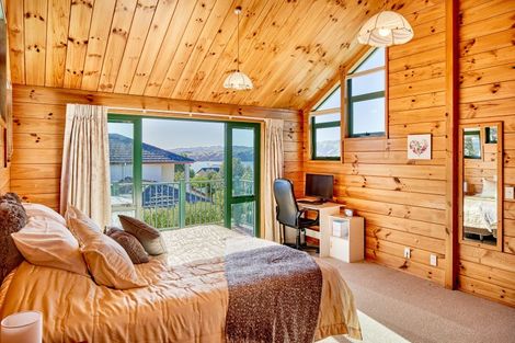 Photo of property in 19 The Masthead, Whitby, Porirua, 5024