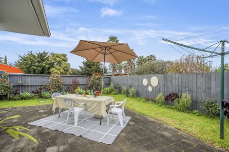 Photo of property in 1/6 Bingara Place, Favona, Auckland, 2024