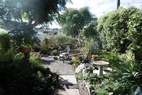 Photo of property in 2 Charles Street, Te Kamo, Whangarei, 0112