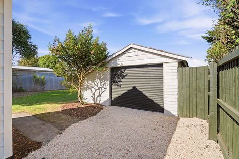 Photo of property in 32 Primrose Street, Northcote, Christchurch, 8052