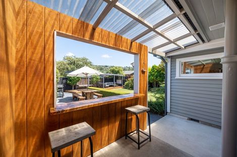 Photo of property in 252 Centaurus Road, Saint Martins, Christchurch, 8022