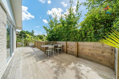 Photo of property in 1a Wyndham Road, Pinehaven, Upper Hutt, 5019