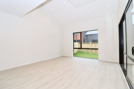 Photo of property in 12 Dorset Down Drive, Karaka, 2580