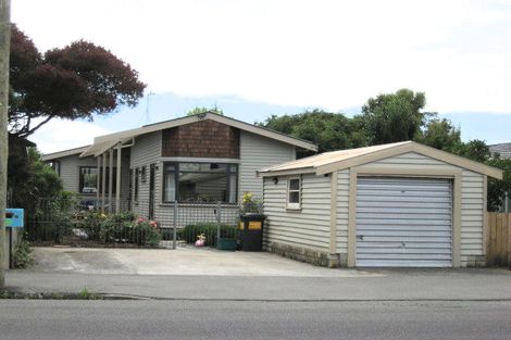 Photo of property in 33 Colenso Street, Sumner, Christchurch, 8081