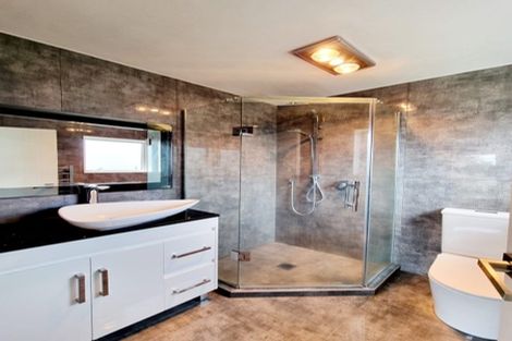 Photo of property in 46a Christmas Road, Manurewa, Auckland, 2102