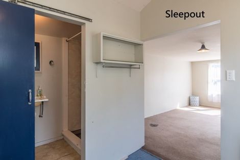 Photo of property in 2 Hemara Street, Waikanae Beach, Waikanae, 5036