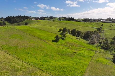 Photo of property in 122 Hurndall Street East, Maungaturoto, 0520