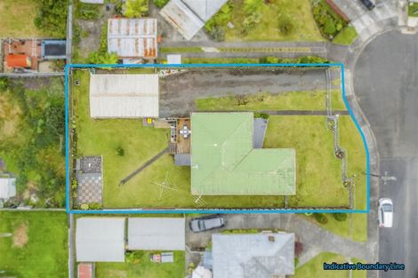Photo of property in 12 Kerry Place, Papakura, 2110