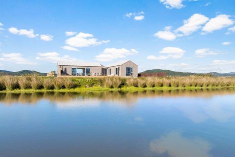 Photo of property in 218 Hamiora Street, Matarangi, 3592