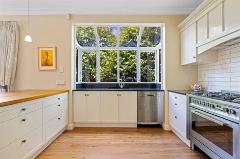 Photo of property in 120 Aorangi Road, Bryndwr, Christchurch, 8053