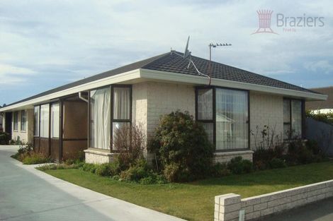Photo of property in 154 Sawyers Arms Road, Northcote, Christchurch, 8052