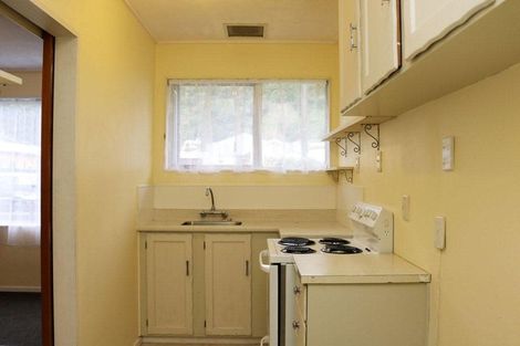 Photo of property in 171f2 Queens Drive, Lyall Bay, Wellington, 6022