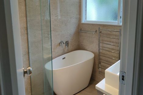 Photo of property in 3 Trust Place, Sunnyhills, Auckland, 2010