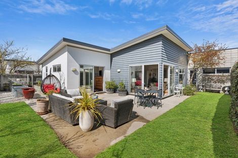 Photo of property in 11 Warbler Lane, Albert Town, Wanaka, 9305