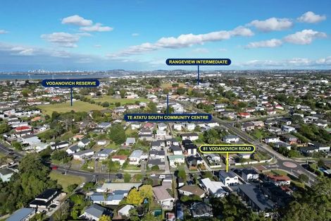 Photo of property in 5/81 Vodanovich Road, Te Atatu South, Auckland, 0610