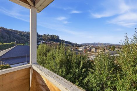 Photo of property in 398 South Road, Caversham, Dunedin, 9012