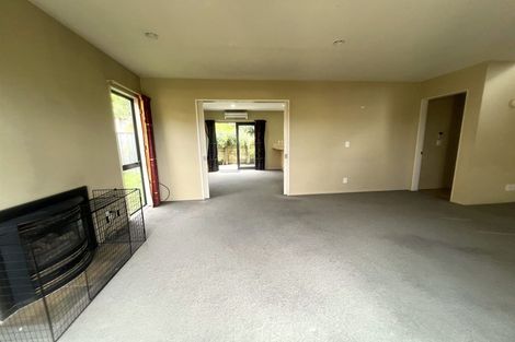 Photo of property in 37a Waverton Terrace, Churton Park, Wellington, 6037