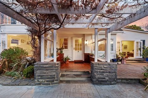 Photo of property in 110a Saint Martins Road, Saint Martins, Christchurch, 8022