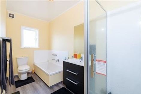 Photo of property in 47 Miro Street, New Lynn, Auckland, 0600