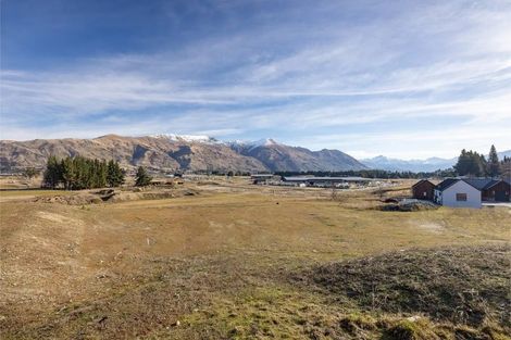 Photo of property in 16 Ranch Terrace, Wanaka, 9382