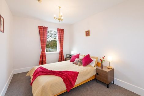 Photo of property in 1 Thornycroft Street, Fendalton, Christchurch, 8052