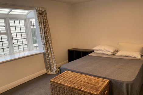 Photo of property in 2b Wilkinson Street, Oriental Bay, Wellington, 6011