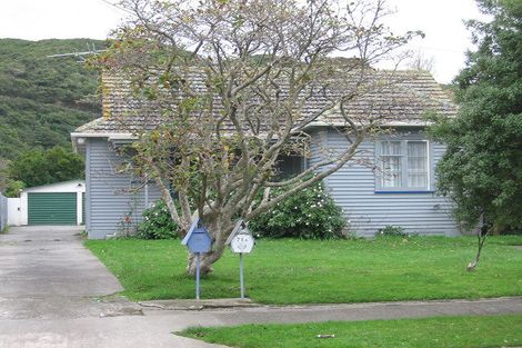 Photo of property in 71a Compton Crescent, Taita, Lower Hutt, 5011