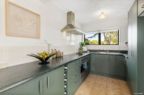 Photo of property in 1/24 Beaumaris Way, Conifer Grove, Takanini, 2112