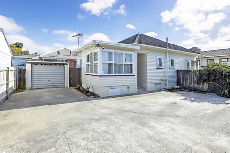 Photo of property in 2/15 Hill Road, Papatoetoe, Auckland, 2025