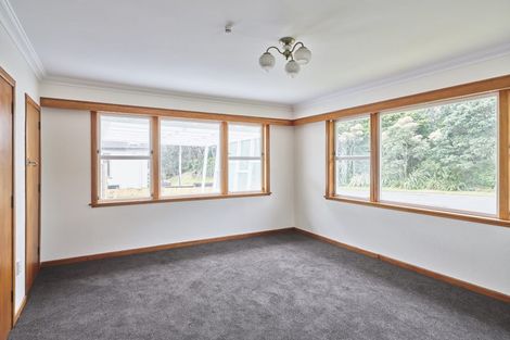 Photo of property in 20 Victoria Road, New Plymouth, 4310
