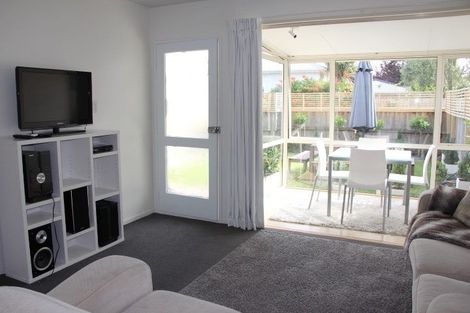 Photo of property in 3/10 Courtenay Street, St Albans, Christchurch, 8014