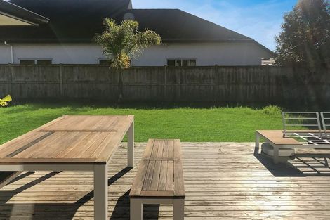 Photo of property in 54 Castellina Drive, Karaka, Papakura, 2113