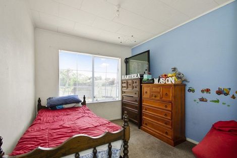 Photo of property in 47 Riverton Drive, Randwick Park, Auckland, 2105