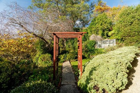 Photo of property in 9 Saint Ronans Road, Macandrew Bay, Dunedin, 9077