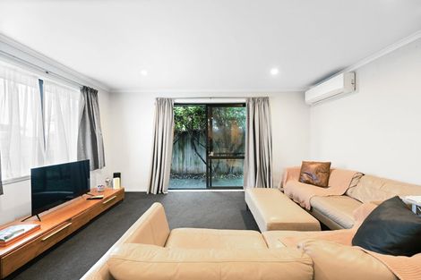 Photo of property in 35 Lyon Street, Frankton, Hamilton, 3204