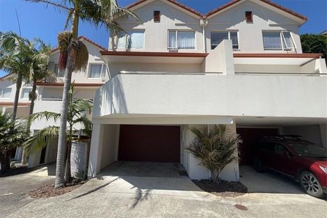 Photo of property in 1/48a Exmouth Road, Northcote, Auckland, 0627