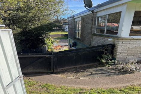 Photo of property in 3 Dillon Place, Hamilton East, Hamilton, 3216