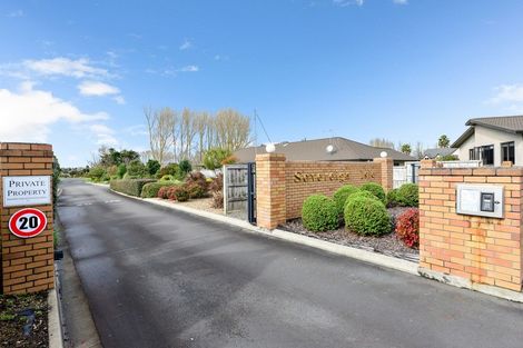 Photo of property in 14 Sovereign Isle Lane, Rototuna, Hamilton, 3210