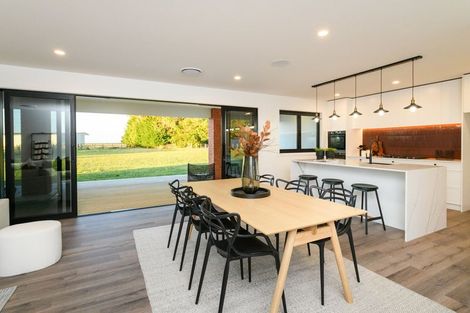 Photo of property in 11 Te Kahu Lane, Halcombe, 4779