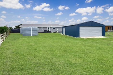 Photo of property in 36 Westside Road, Port Waikato, Tuakau, 2695