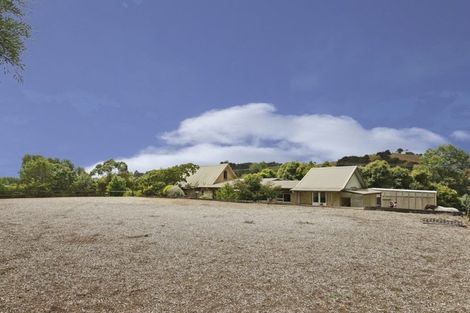 Photo of property in 280 Inland Road, Helensville, 0875