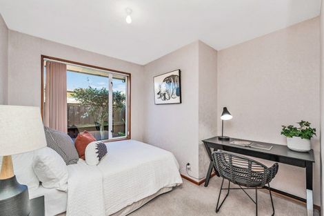 Photo of property in 5 Showgate Avenue, Sockburn, Christchurch, 8042