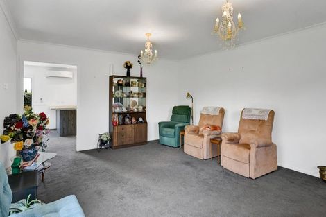 Photo of property in 6 Elizabeth Grove, Stratford, 4332