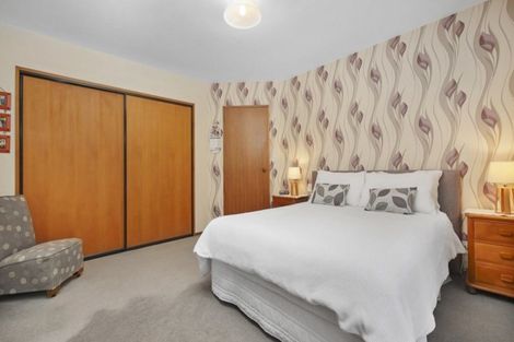Photo of property in 113 Avonhead Road, Avonhead, Christchurch, 8042